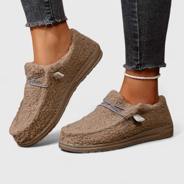 Nia - Comfortable Loafer