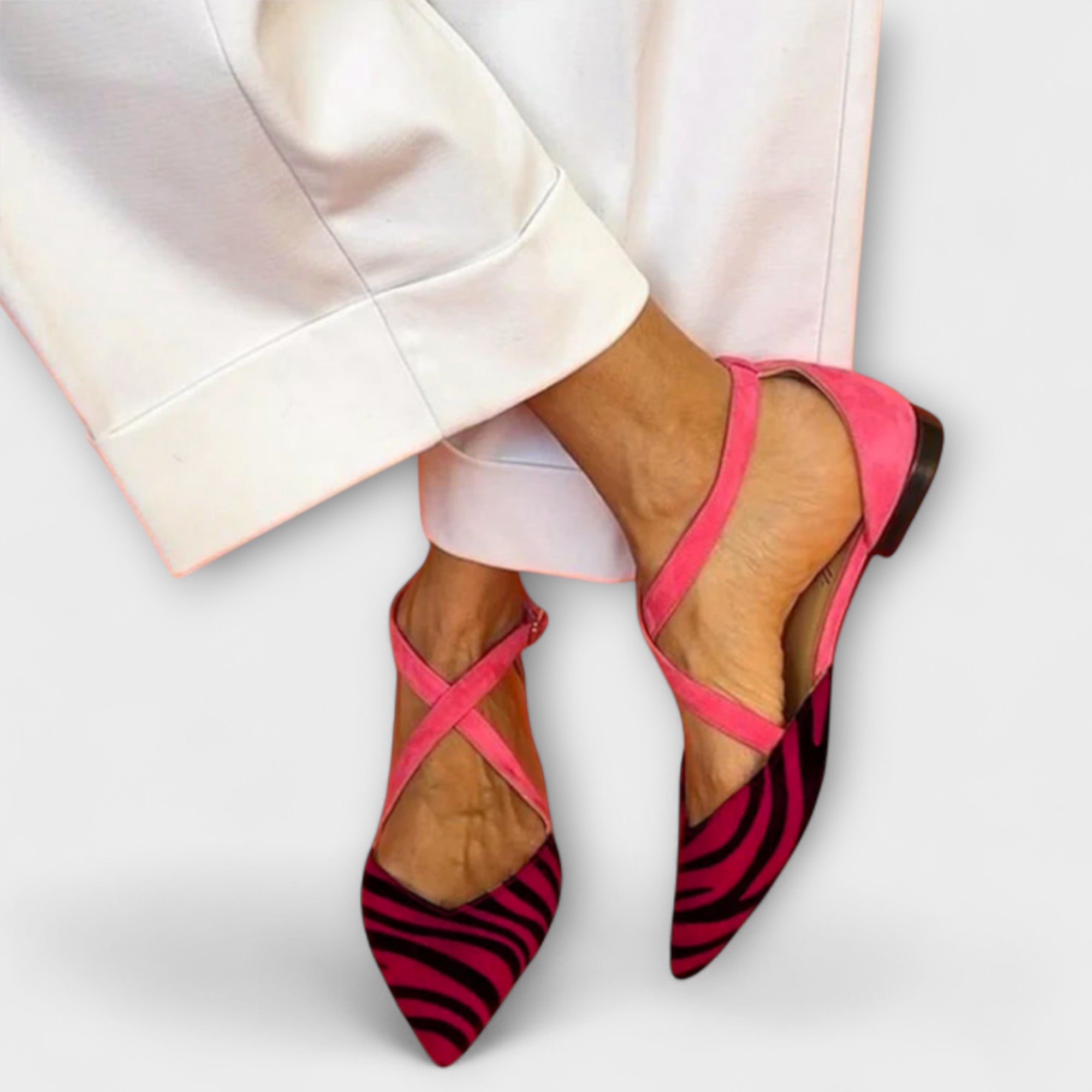 Veerle -  Moccasins with Strap