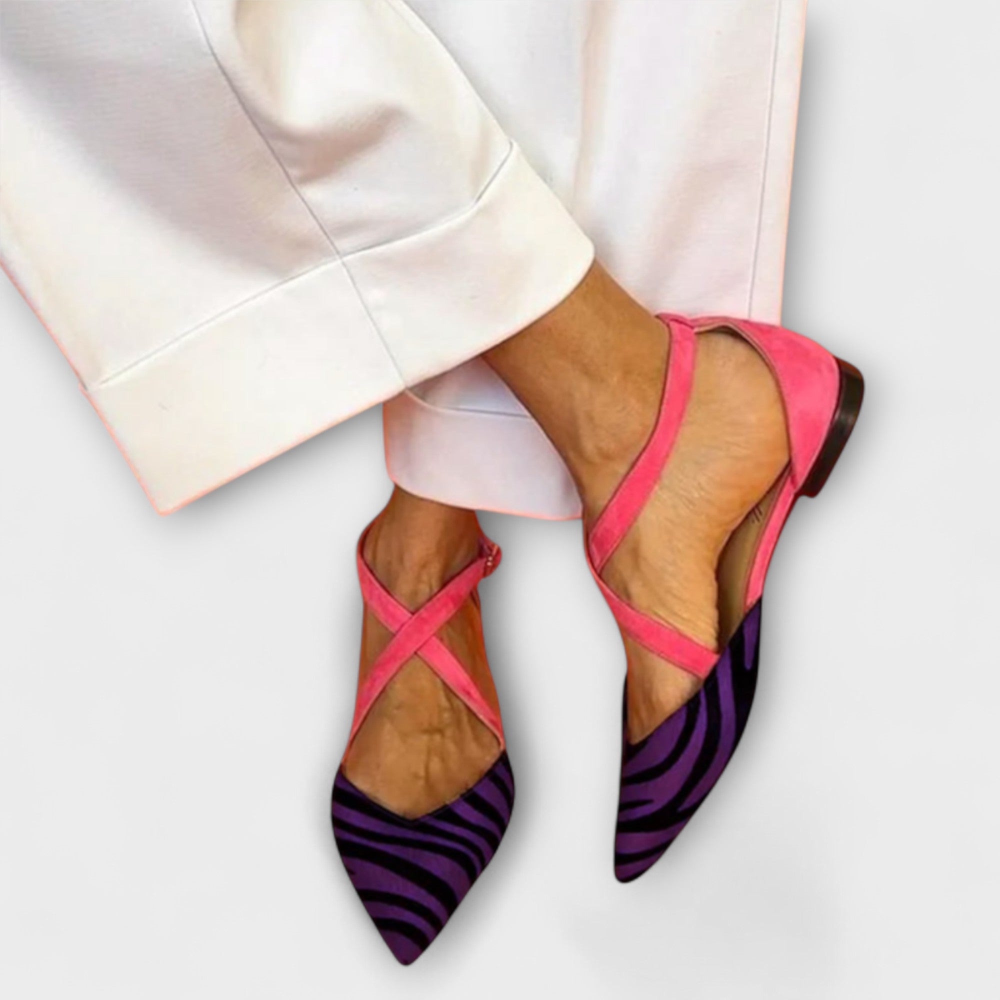 Veerle -  Moccasins with Strap