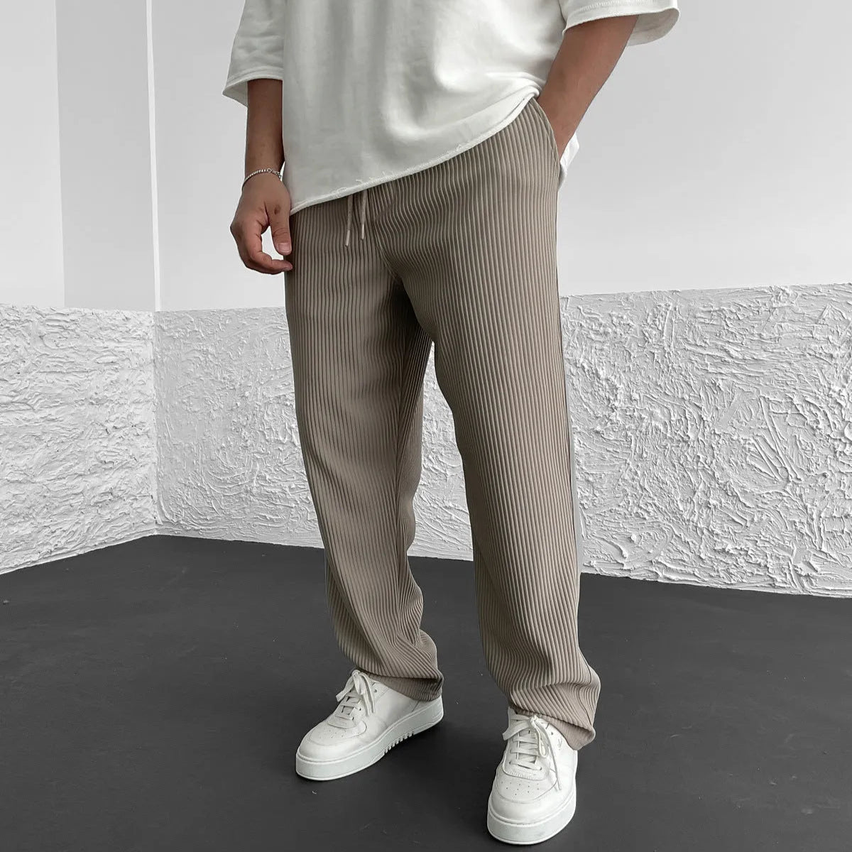 PANTALON EN MAILLE CÔTELÉE