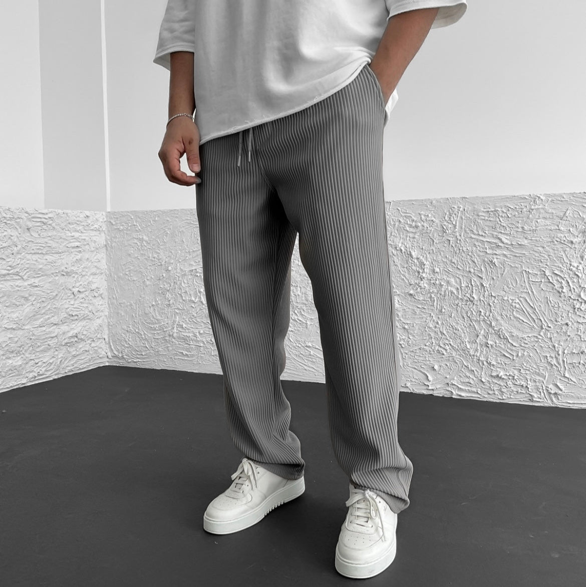 PANTALON EN MAILLE CÔTELÉE