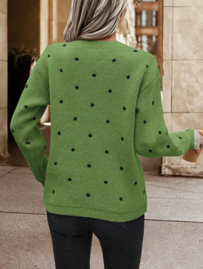 Magali | Pull doux à pois brodés