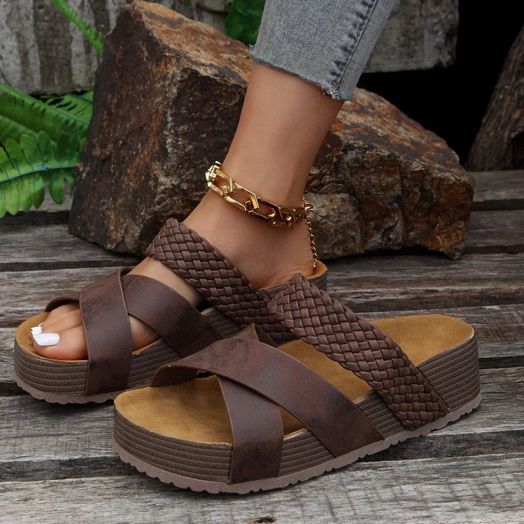 Nikki™ | Sandales orthopédiques à la mode
