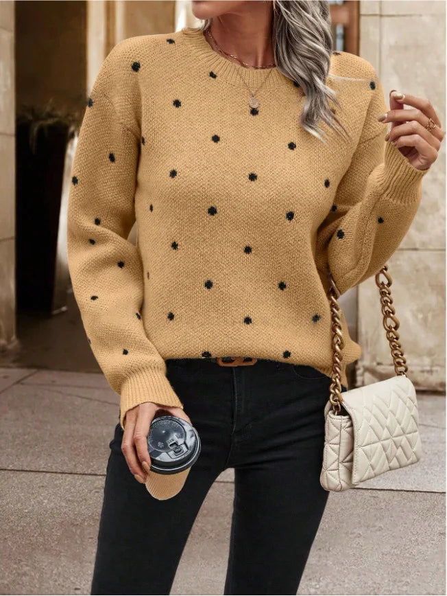 Magali | Pull doux à pois brodés