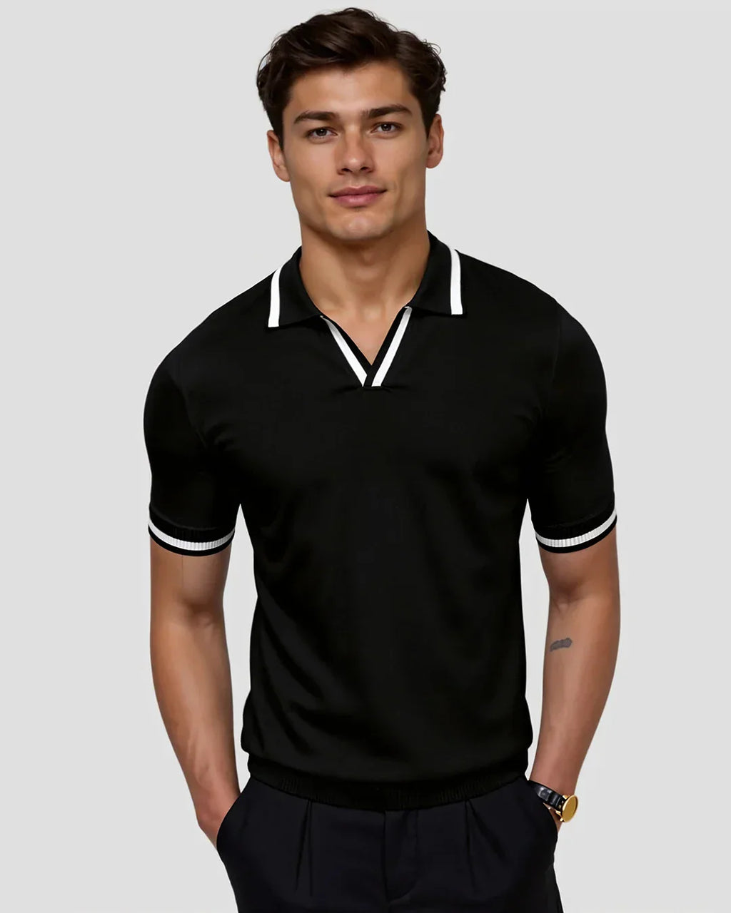 POLO SUR MESURE EN PIQUÉ AVEC DÉTAILS CONTRASTANTS