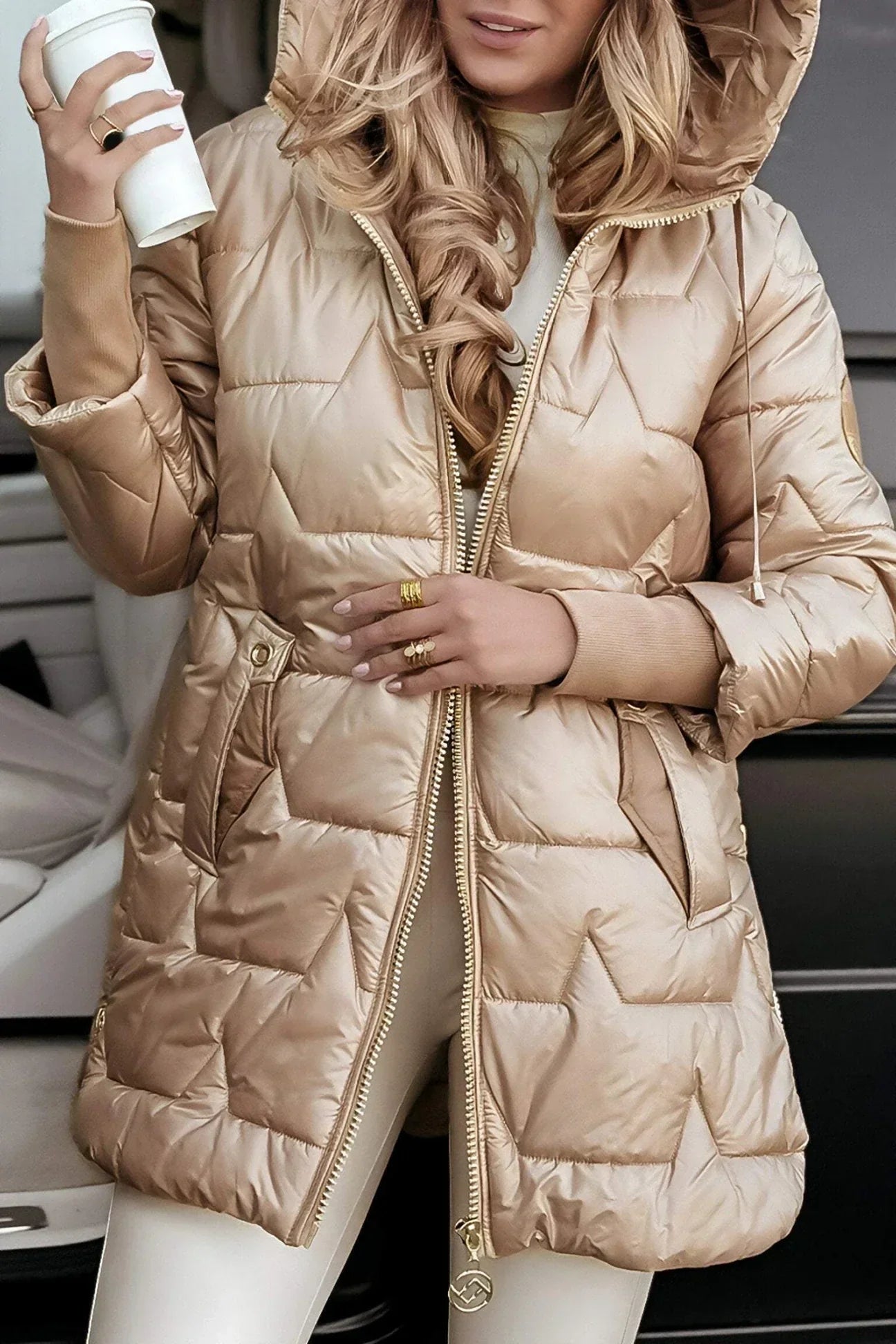 Ebi | Veste matelassée longue et chaude avec capuche enveloppante